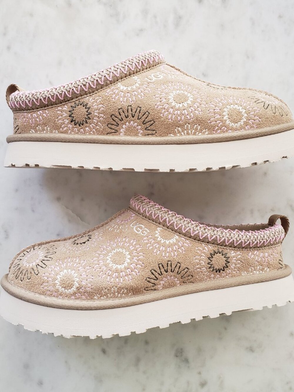 UGG Kids Tazz Sun Stitch MDSD Mustard Seed 4, 5, 6 New with Box